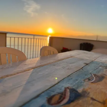 Villa Gloria Intero Sulla 8 Posti Letto 15 Minuti Da Palermo E 35 Da Cefalu *
